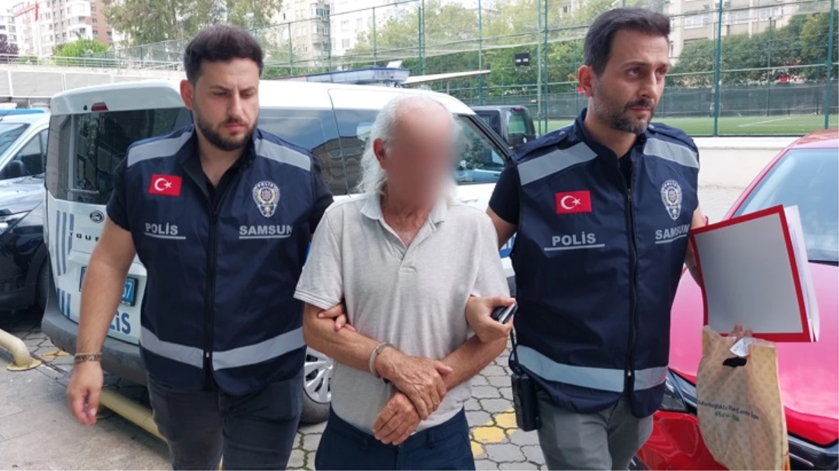 AVM'de genç kızın fotoğrafını çeken yaşlı adama gözaltı